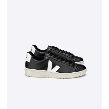 Veja URCA CWL Men's Shoes Black/White | NZ 269RVD